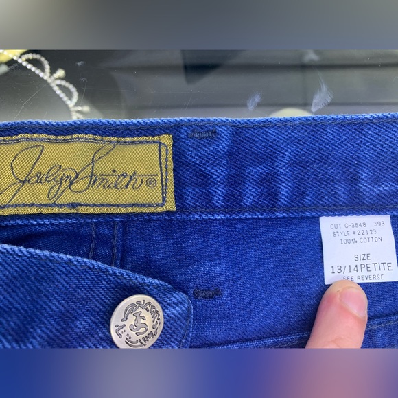Jaclyn Smith Jeans - Picture 2 of 3